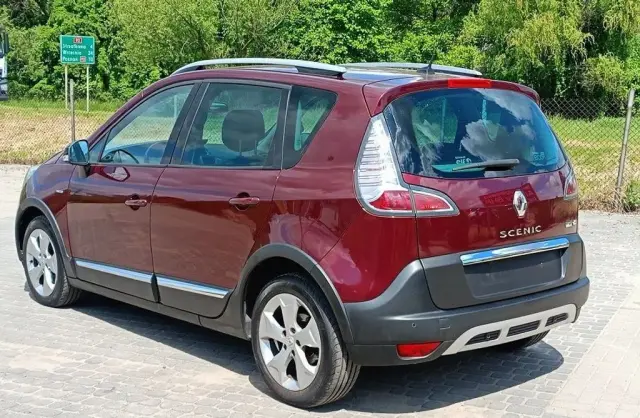 RENAULT Scenic 