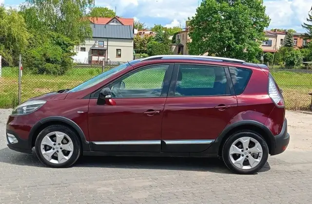 RENAULT Scenic 