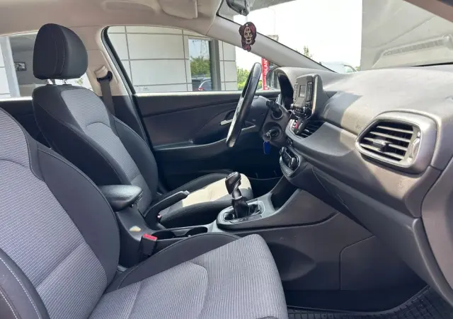 HYUNDAI I30 1.5 DPI Classic +