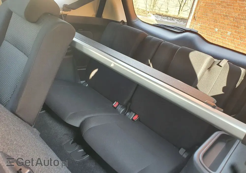MITSUBISHI Outlander 2.2 DI-D 4WD Automatik Edition 100+