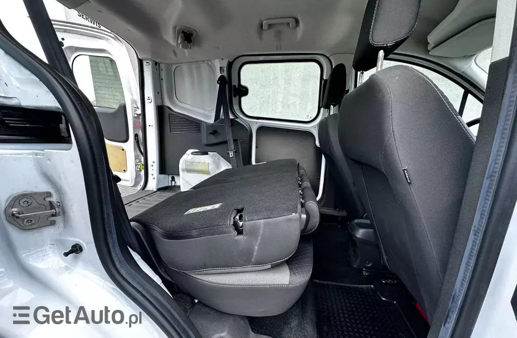 FORD Transit Courier 