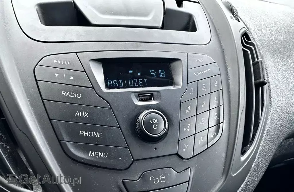 FORD Transit Courier 