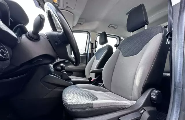 FORD Transit Courier 