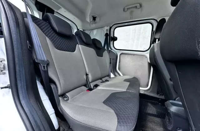 FORD Transit Courier 