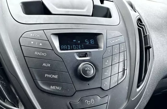 FORD Transit Courier 