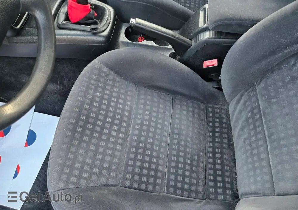 VOLKSWAGEN Passat 1.8 5V Turbo Comfortline