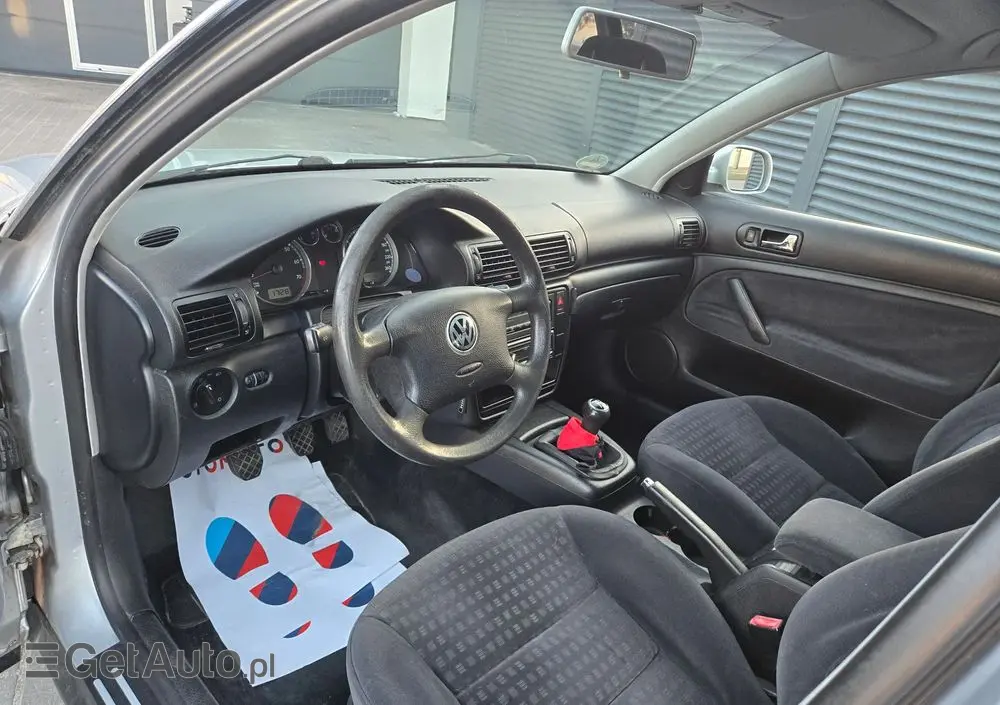 VOLKSWAGEN Passat 1.8 5V Turbo Comfortline