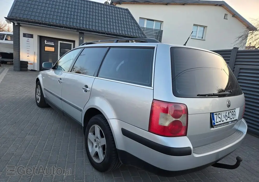 VOLKSWAGEN Passat 1.8 5V Turbo Comfortline