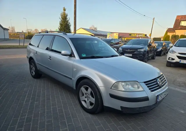 VOLKSWAGEN Passat 1.8 5V Turbo Comfortline