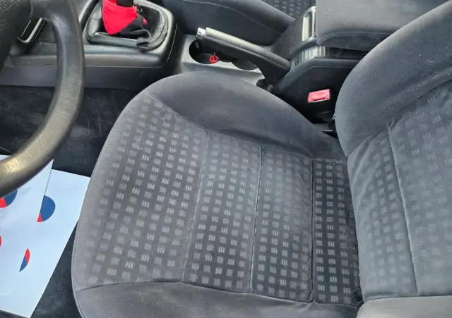 VOLKSWAGEN Passat 1.8 5V Turbo Comfortline