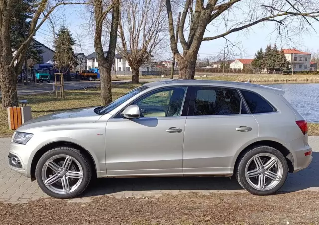 AUDI Q5 2.0 TDI Quattro S tronic
