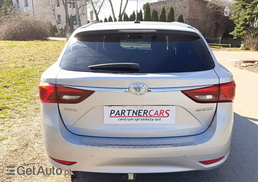 TOYOTA Avensis 2.0 D-4D Premium