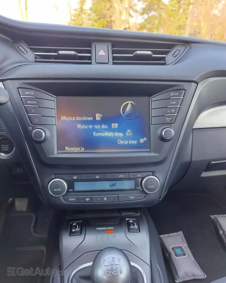 TOYOTA Avensis 2.0 D-4D Premium