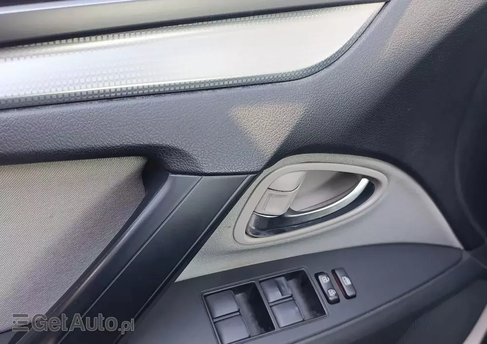 TOYOTA Avensis 2.0 D-4D Premium