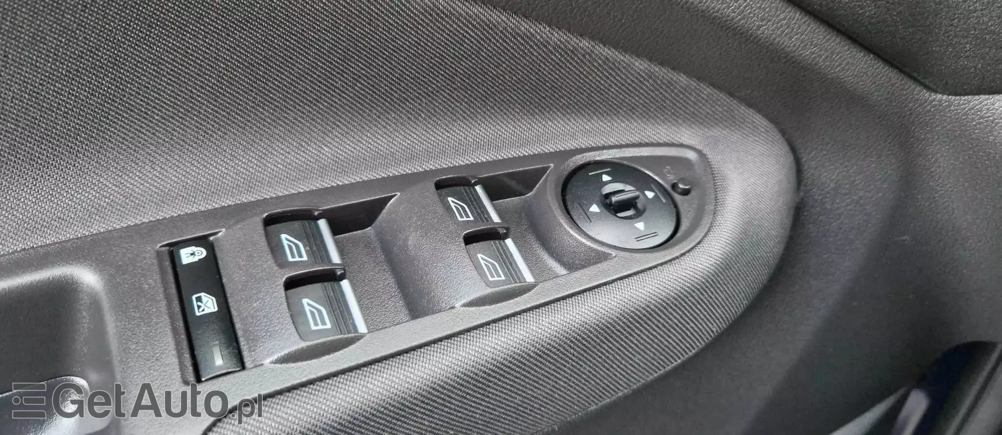 FORD Grand C-MAX 2.0 TDCi Start-Stopp-System Titanium