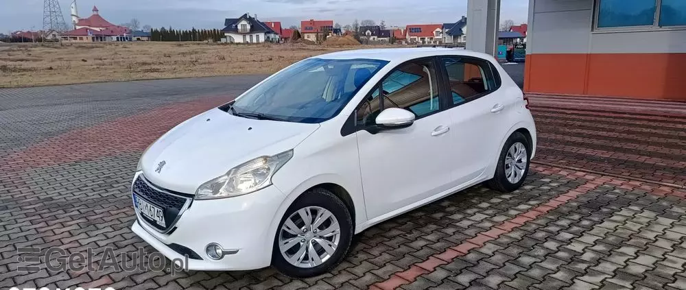 PEUGEOT 208 82 VTI Active