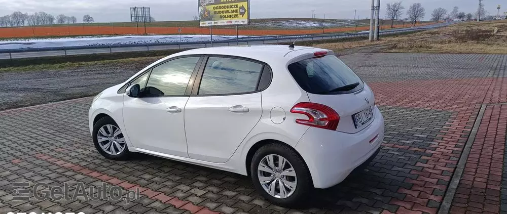 PEUGEOT 208 82 VTI Active