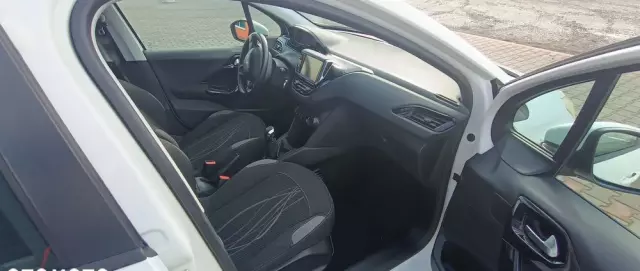 PEUGEOT 208 82 VTI Active