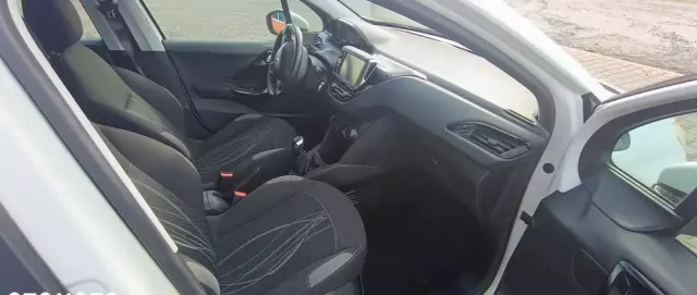 PEUGEOT 208 82 VTI Active