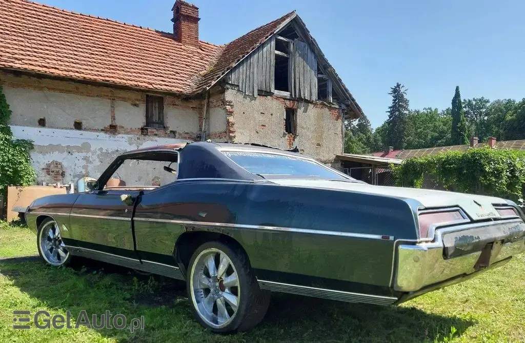 PONTIAC Bonneville 