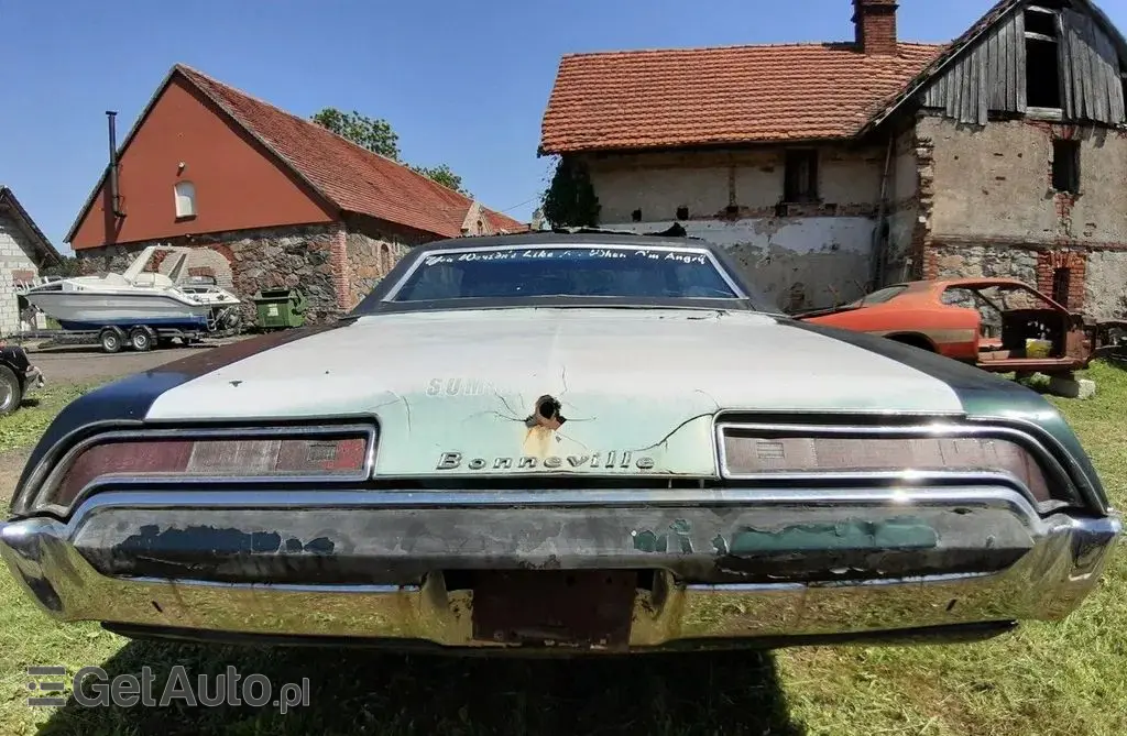 PONTIAC Bonneville 