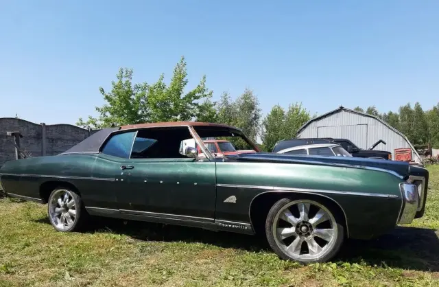 PONTIAC Bonneville 