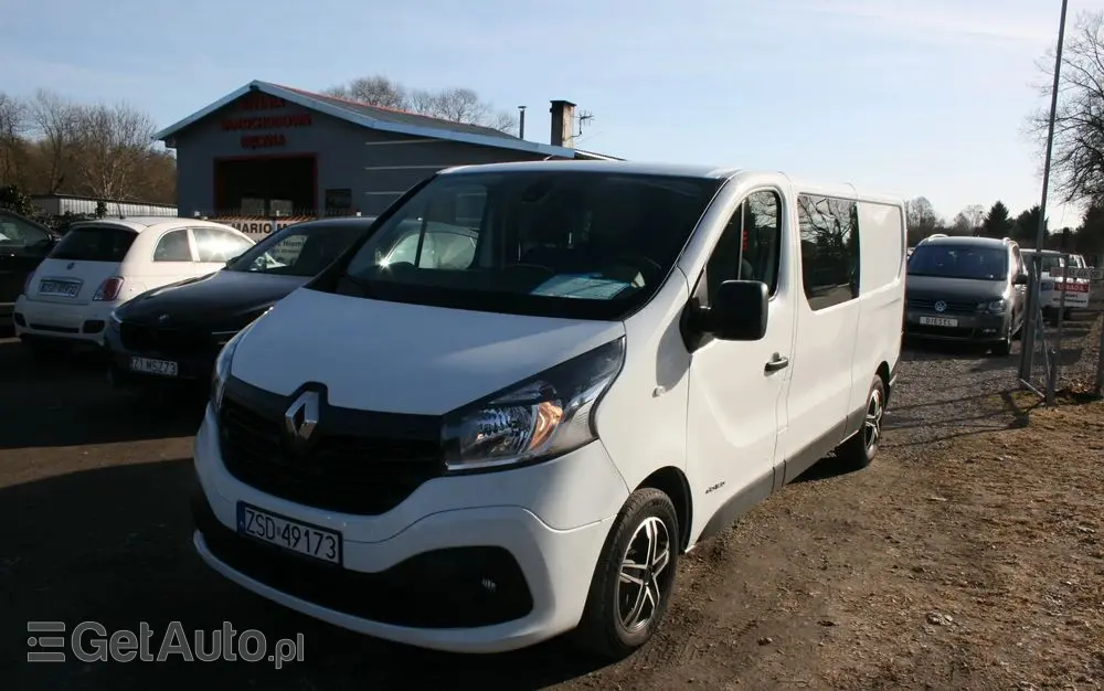 RENAULT TRAFIC 