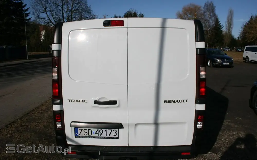 RENAULT TRAFIC 