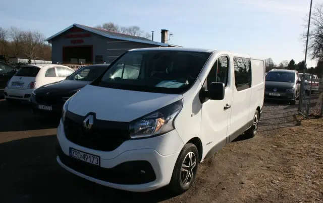 RENAULT TRAFIC 