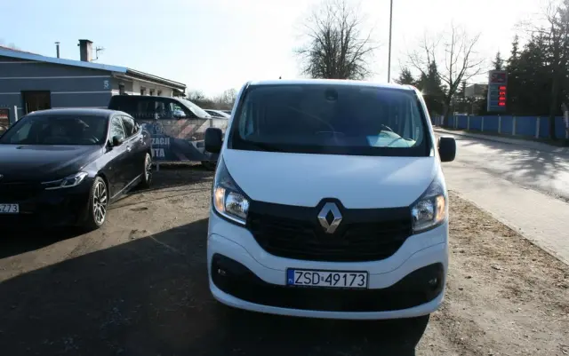 RENAULT TRAFIC 