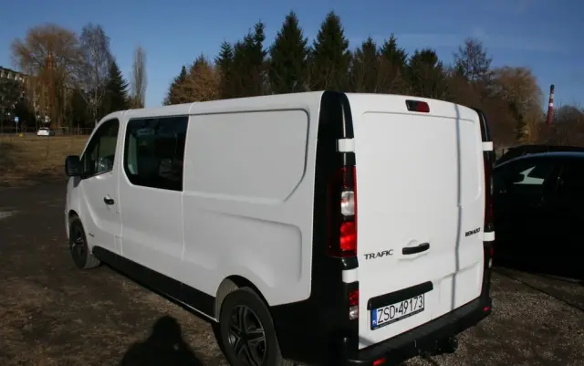 RENAULT TRAFIC 