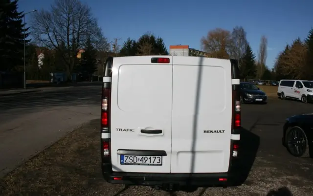 RENAULT TRAFIC 