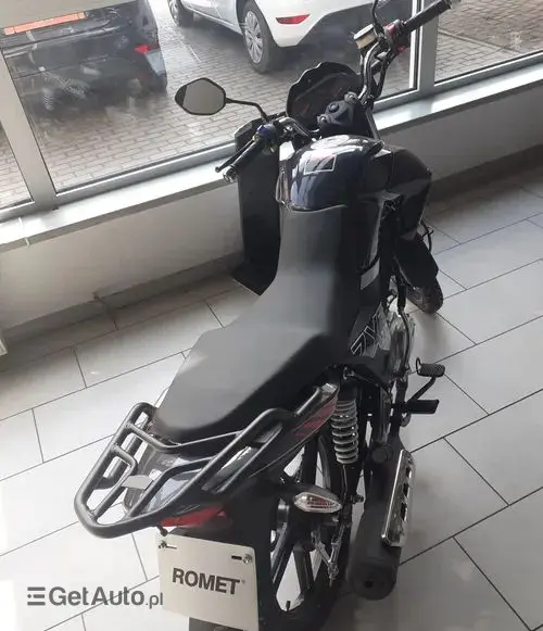 ROMET ADV 125 