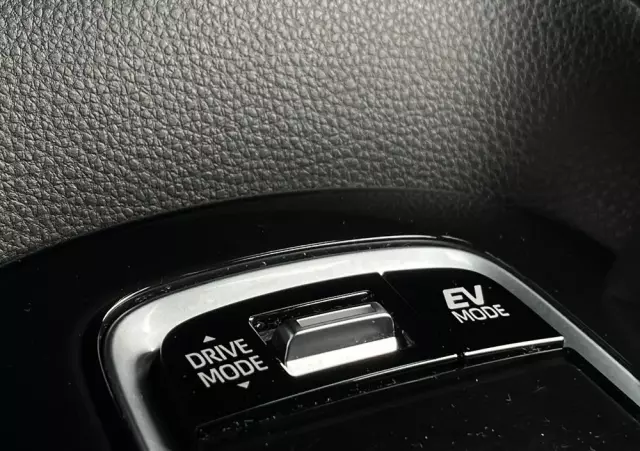 TOYOTA Corolla 1.8 Hybrid Comfort