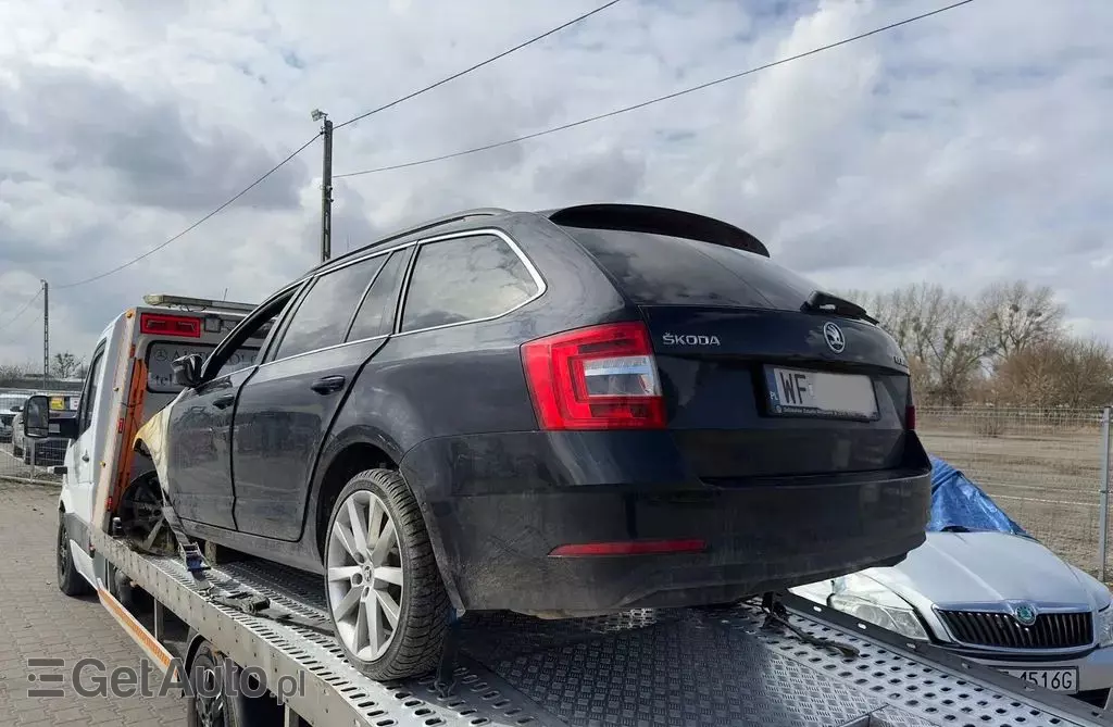 SKODA Octavia 