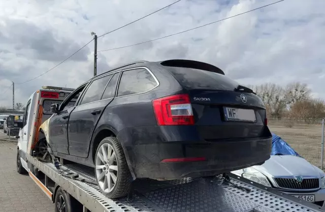 SKODA Octavia 
