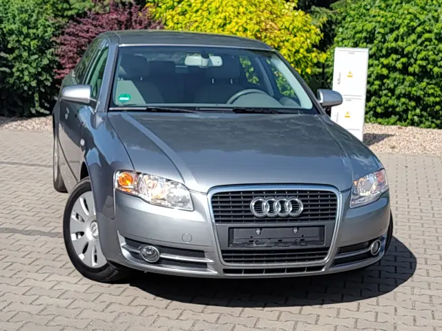 AUDI A4 A4