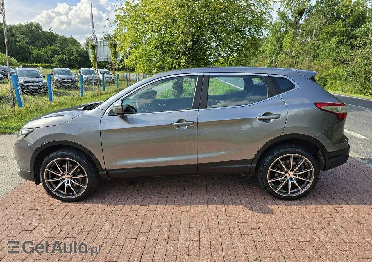NISSAN Qashqai 1.6 DIG-T Tekna