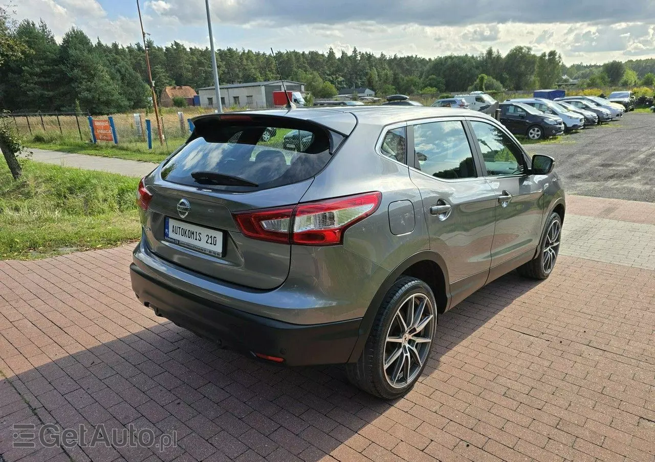 NISSAN Qashqai 1.6 DIG-T Tekna
