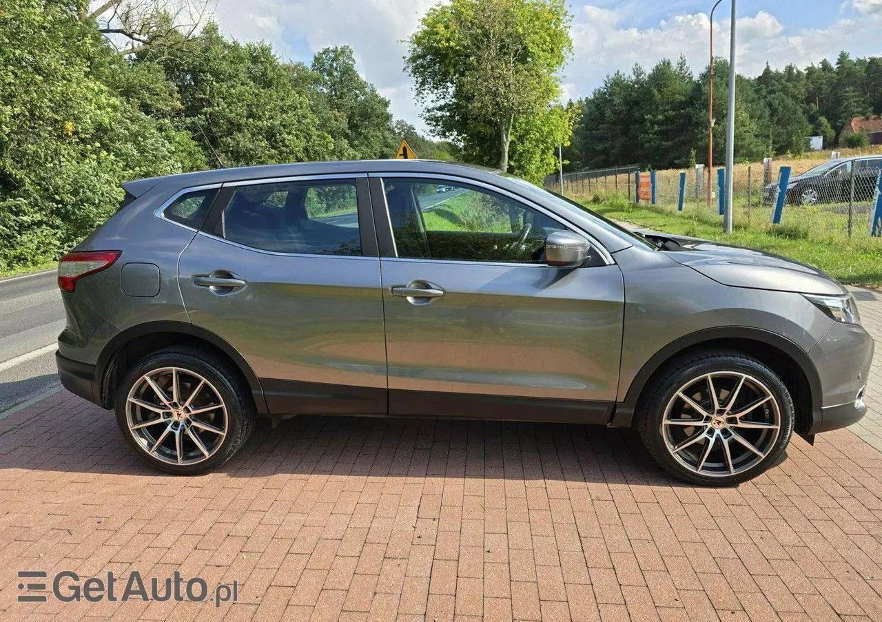 NISSAN Qashqai 1.6 DIG-T Tekna