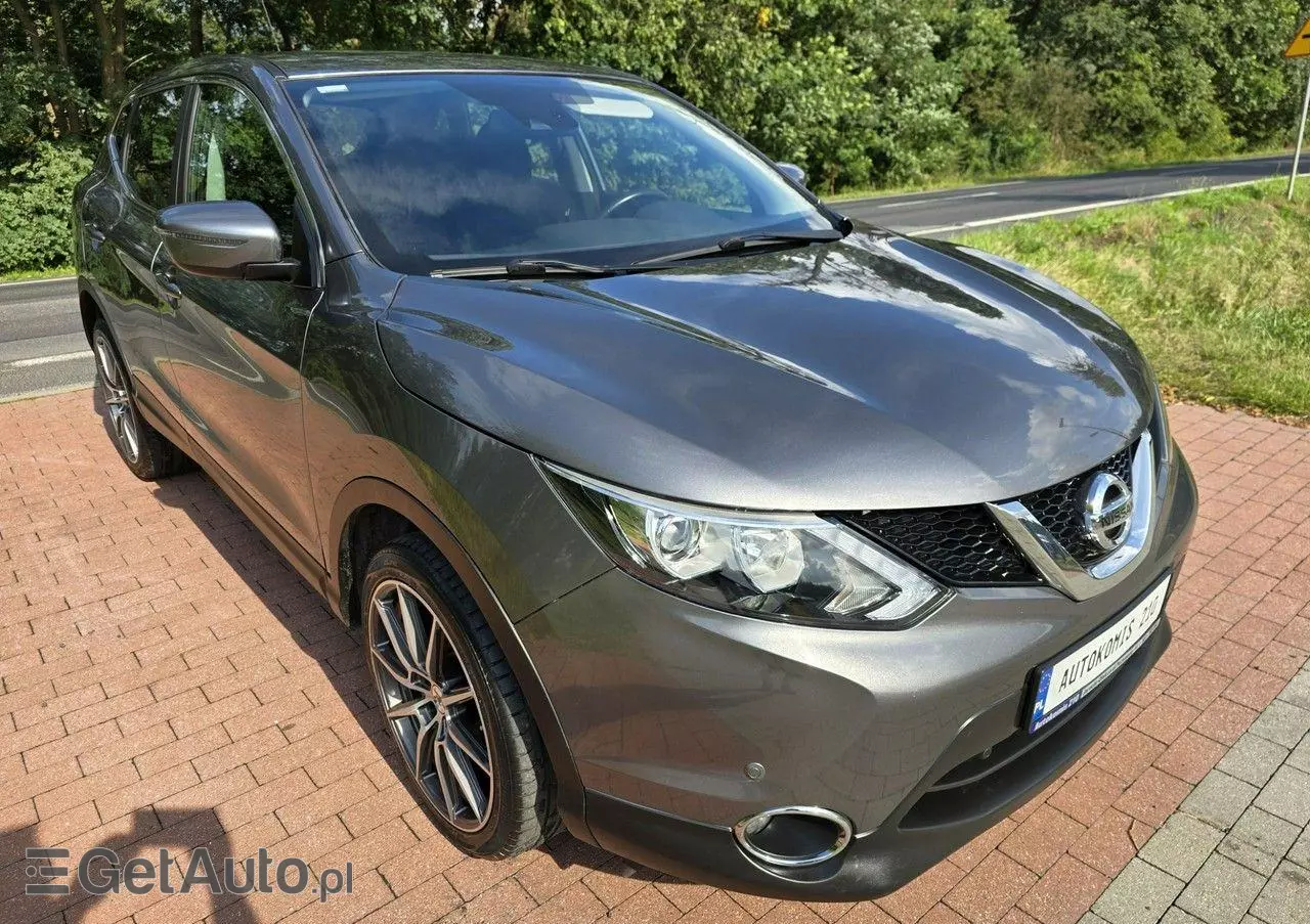 NISSAN Qashqai 1.6 DIG-T Tekna
