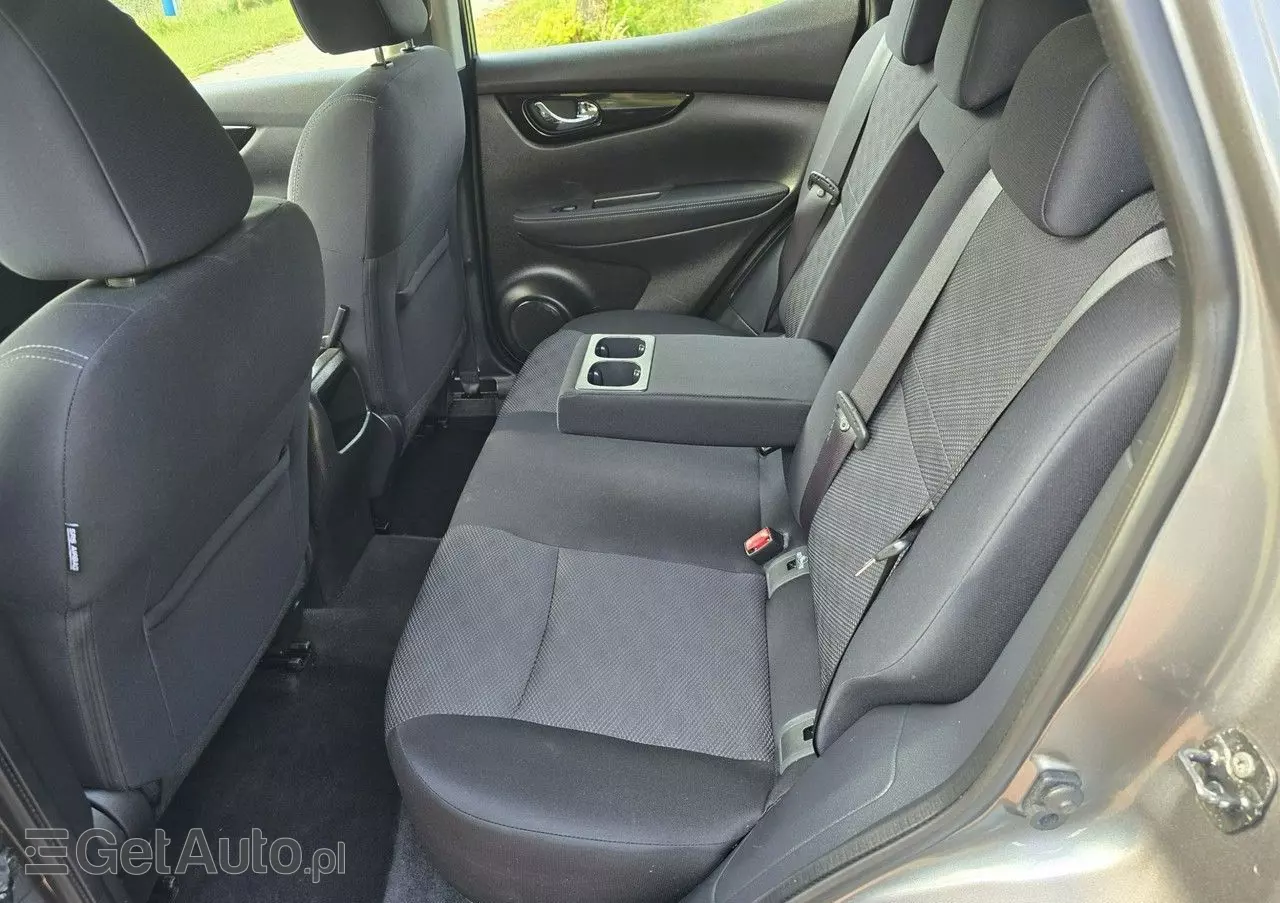 NISSAN Qashqai 1.6 DIG-T Tekna