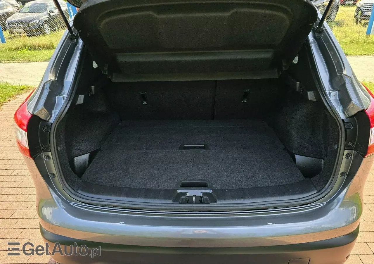 NISSAN Qashqai 1.6 DIG-T Tekna