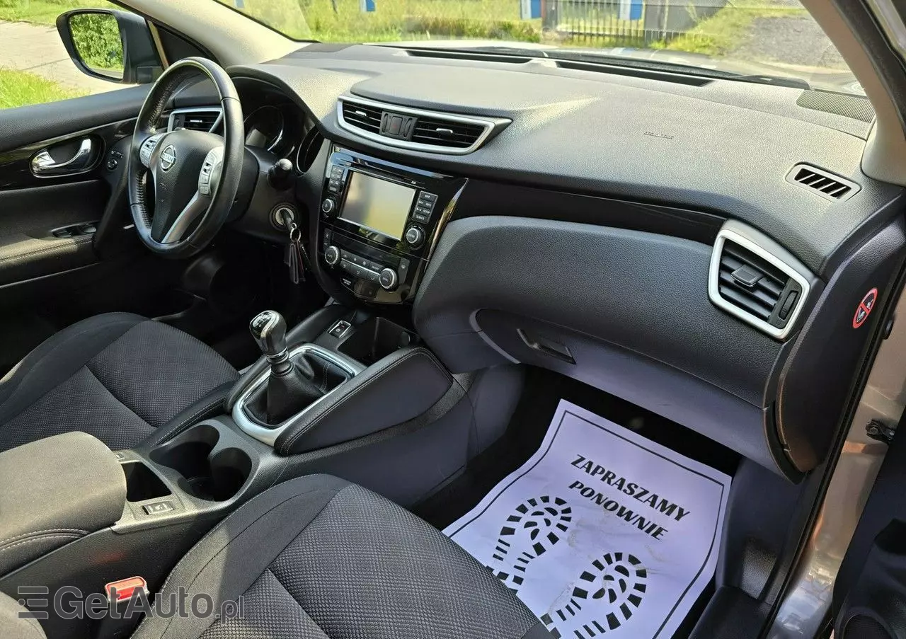 NISSAN Qashqai 1.6 DIG-T Tekna