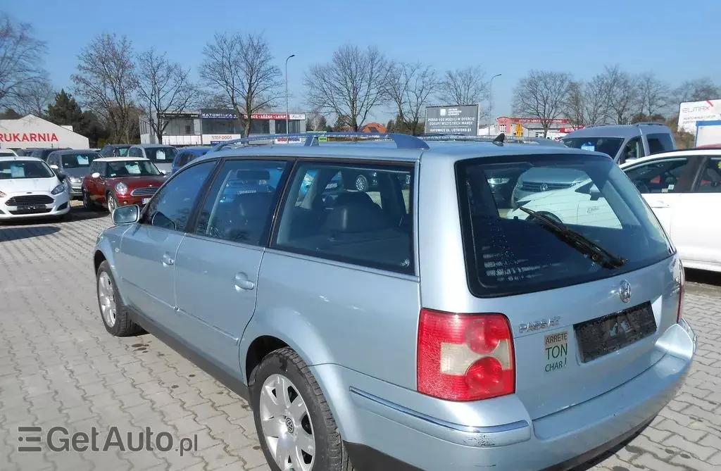 VOLKSWAGEN Passat 