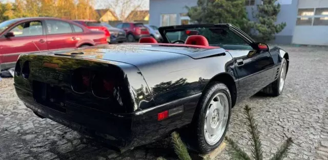 CHEVROLET Corvette 