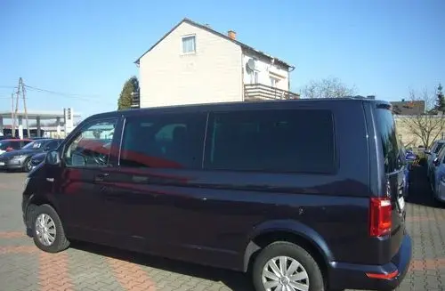VOLKSWAGEN Caravelle 