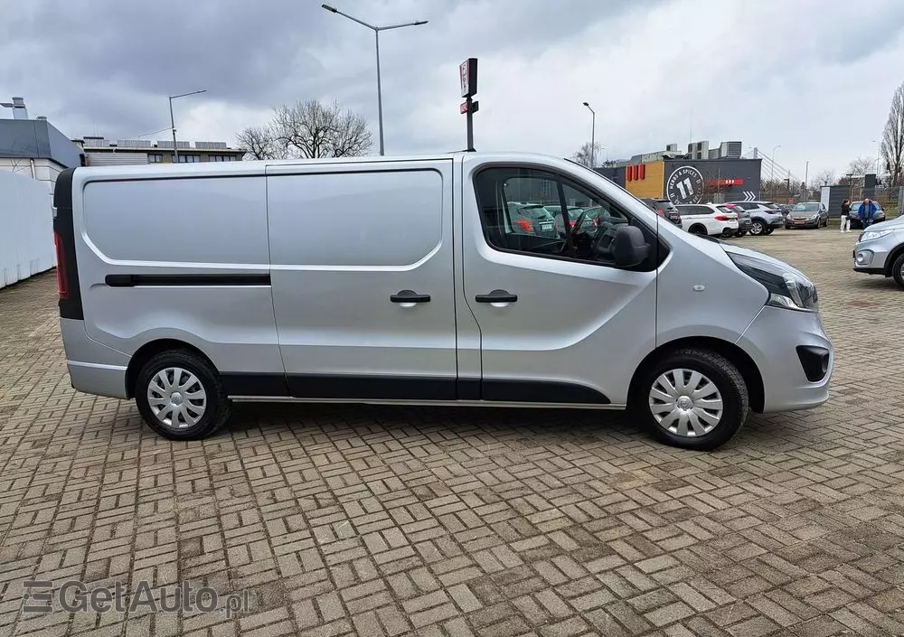 OPEL Vivaro 