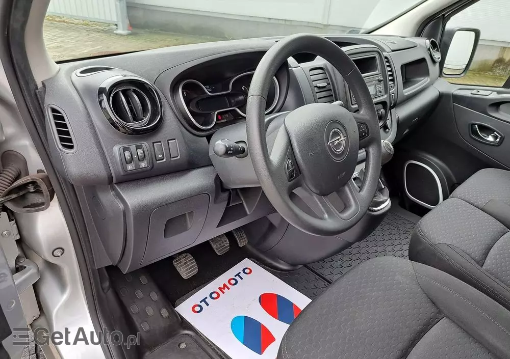 OPEL Vivaro 