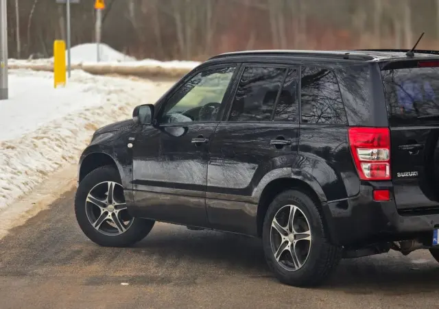 SUZUKI Grand Vitara 1.9 DDiS De Luxe